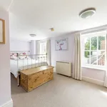 Rent 2 bedroom flat in Bristol