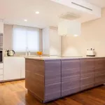 Rent 1 bedroom apartment of 80 m² in valencia