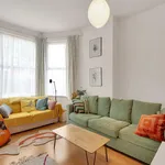 Rent 2 bedroom house in London