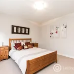 Rent 2 bedroom flat in Aberdeen