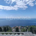 Rent 3 bedroom apartment of 105 m² in Genova