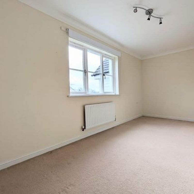 Property to rent in Granary Close, Horsham RH12 Tower Hill