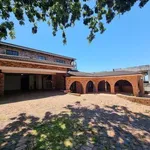 Rent 4 bedroom house of 1002 m² in Durban