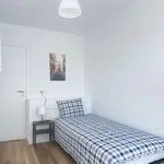 Rent a room in lisbon