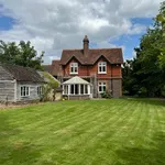 Rent 6 bedroom house in South East England