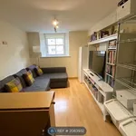 Rent 4 bedroom flat in Scotland