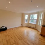 Rent 2 bedroom apartment in Reigate and Banstead