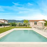 Rent 8 bedroom house of 180 m² in Pietrasanta