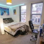 Rent 6 bedroom apartment in West Midlands