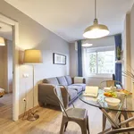 Rent 4 bedroom apartment of 65 m² in Barcelona