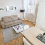 Rent 1 bedroom apartment of 69 m² in Florence