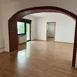 4 Zimmer Wohnung mit Terrasse