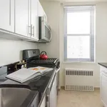 Rent 2 bedroom apartment in Manhattan