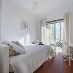 Rent a room in lisbon