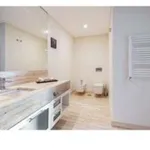 Rent 1 bedroom apartment of 125 m² in lisbon