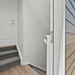 Appartement de 602 m² avec 2 chambre(s) en location à 183