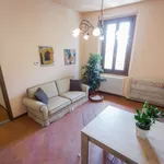 Rent 2 bedroom apartment of 67 m² in Florence