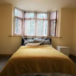 Rent 1 bedroom flat in Salford