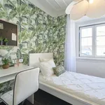 Rent a room in lisbon