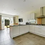 Rent 5 bedroom house in South East England