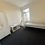 Rent 4 bedroom flat in London