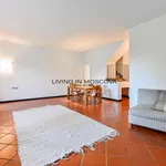 Rent 6 bedroom apartment of 200 m² in Cassina Rizzardi