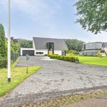 Huur 5 slaapkamer huis van 310 m² in Verspreide huizen Heimolen