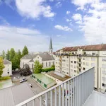 Rent 4 bedroom apartment of 66 m² in Geneva