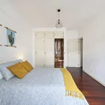 Rent a room in lisbon