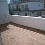 Rent 2 bedroom apartment of 90 m² in Cadiz']