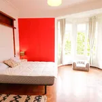 Rent 2 bedroom apartment of 12 m² in Barcelona