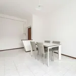 Rent 2 bedroom apartment of 60 m² in Milano