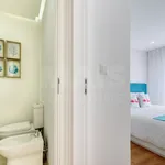 Rent 2 bedroom apartment of 33 m² in Oeiras