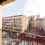 Rent 3 bedroom apartment of 70 m² in Barcelona