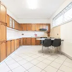 Pronajměte si 1 ložnic/e dům o rozloze 426 m² v Brno