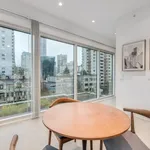 Appartement de 635 m² avec 1 chambre(s) en location à Vancouver