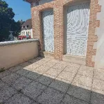 Appartement de 135 m² avec 5 chambre(s) en location à Sézanne