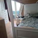 Rent a room of 180 m² in Amadora