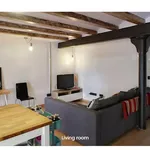 Alquilo 2 dormitorio casa de 100 m² en Barcelona