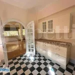 Rent 5 bedroom apartment of 200 m² in Rome