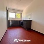 Appartement de 70 m² avec 3 chambre(s) en location à Metz