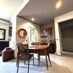 Rent 2 bedroom apartment of 70 m² in Milano