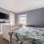 Rent 4 bedroom house in Surrey Heath