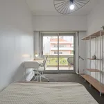 Rent a room of 300 m² in Lisboa