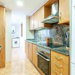 Rent a room of 80 m² in Valencia