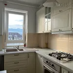 Rent 2 bedroom apartment of 52 m² in Brasov