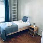 Rent 6 bedroom house in Porto