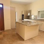 Rent 3 bedroom house of 350 m² in bormujos